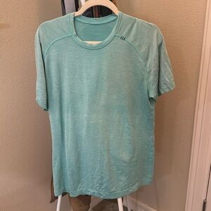 Lululemon Workout Tee